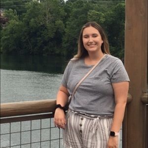 Meet your Posher, Megan